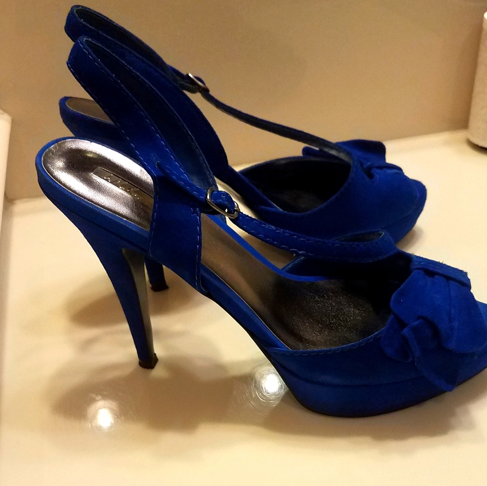 Size 11 Blue Sandals